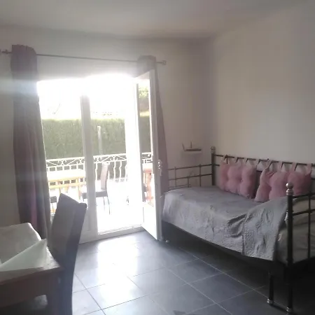 La Bastide Des Pins Apartamento *