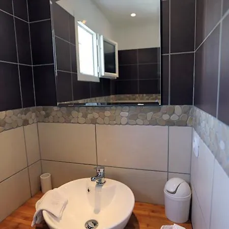La Bastide Des Pins Apartamento *