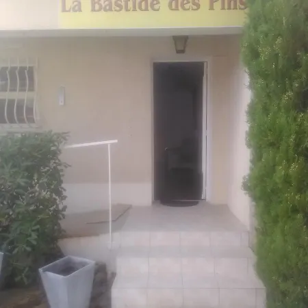 La Bastide Des Pins Apartamento *